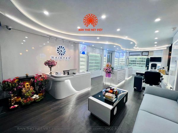 Vị trí đặt bàn thờ ông Công trong cửa hàng kinh doanh