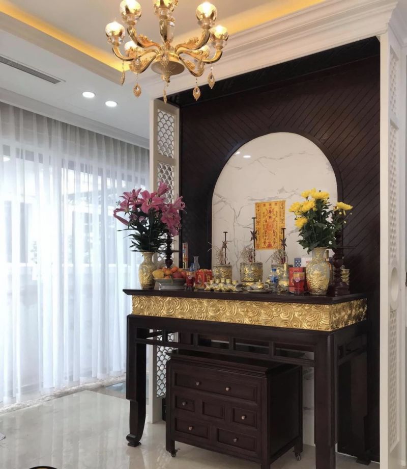 Mẫu bàn thờ đứng hiện đại BTD-23 gỗ sồi thiết kế không gian thờ 