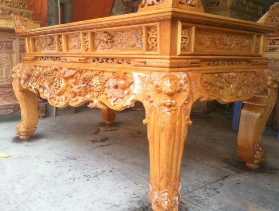 Bàn thờ gỗ vàng tâm đẹp