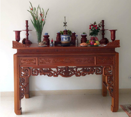 Mẫu bàn thờ phổ thông