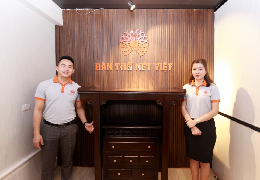 Chi tiết từng vật phẩm và cách bài trí bàn thờ gia tiên ở miền bắc
