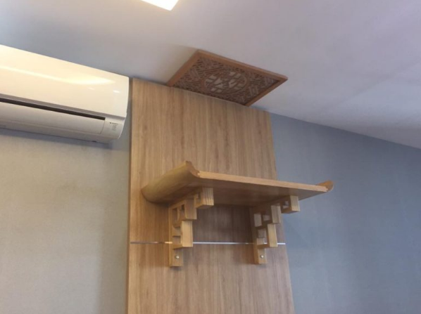 Mẫu bàn thờ tổ tiên treo tường